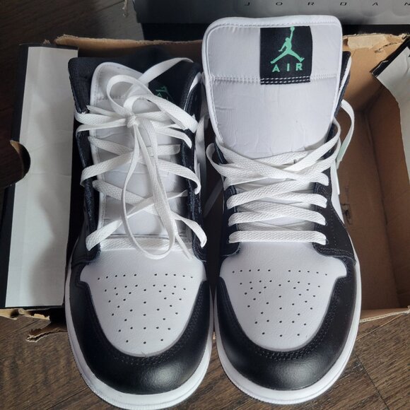 Air Jordan 1 Mid | White/Green Glow/Black | Size 10.5 | New - Picture 9 of 14